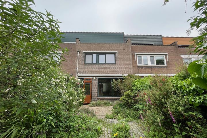 Bekijk foto 10 van Baljuwstraat 7