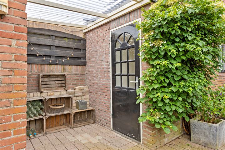 Bekijk foto 14 van Wouwermanstraat 6