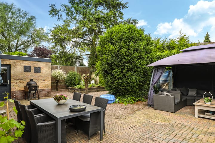 Foto 8 van Rijnstraat 10