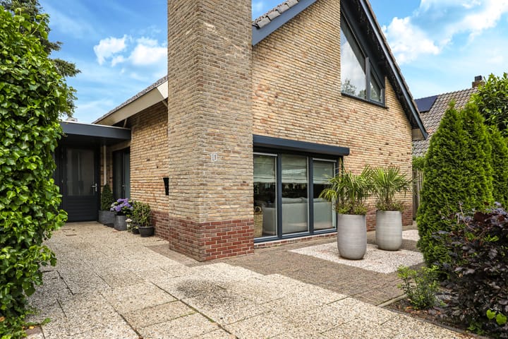 Foto 11 van Rijnstraat 10