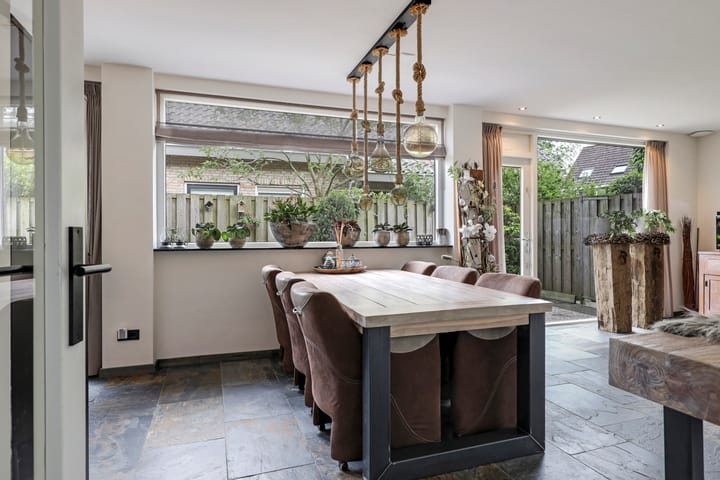 Foto 15 van Rijnstraat 10