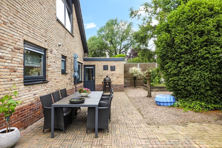 Foto 61 van Rijnstraat 10