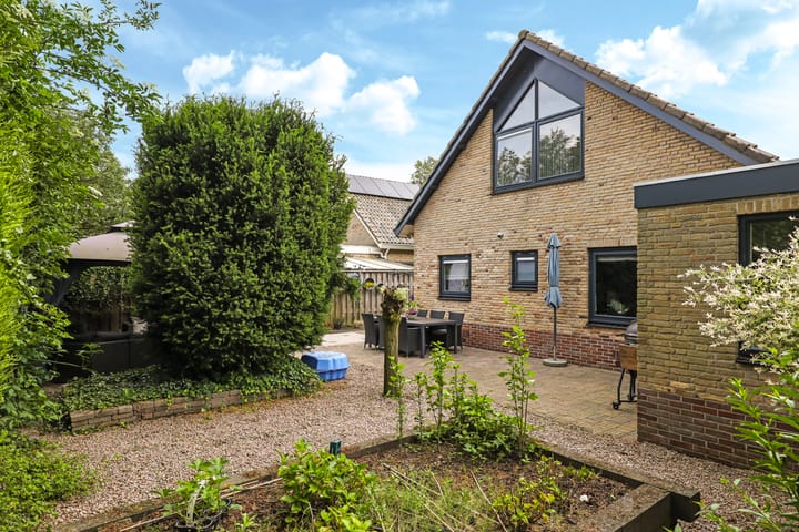 Foto 68 van Rijnstraat 10