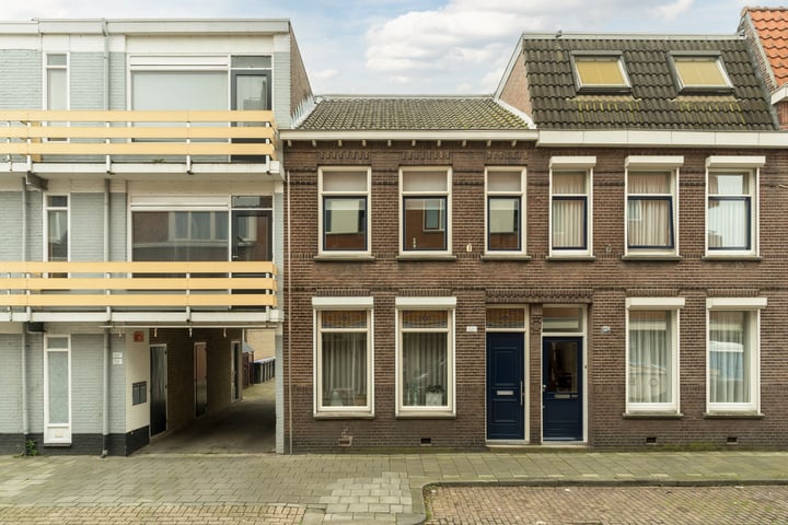 View photo 48 of Groeseindstraat 102-A