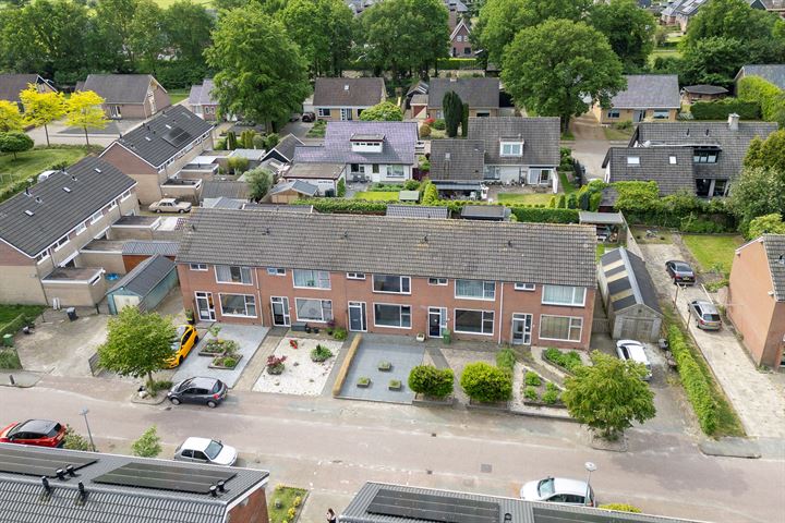 Bekijk foto 32 van Bensmastraat 30