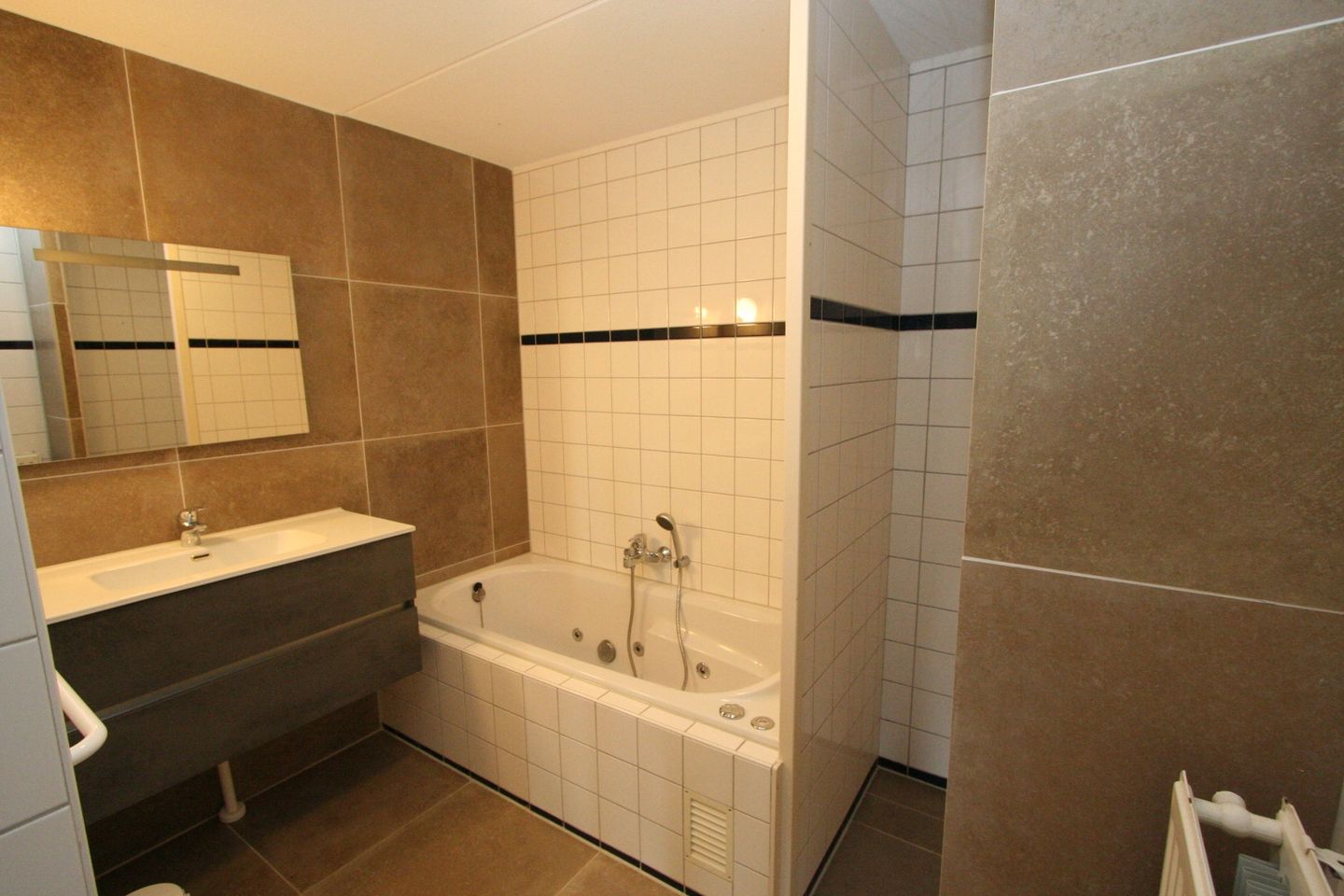 Foto 10 van Veneweg 294-96