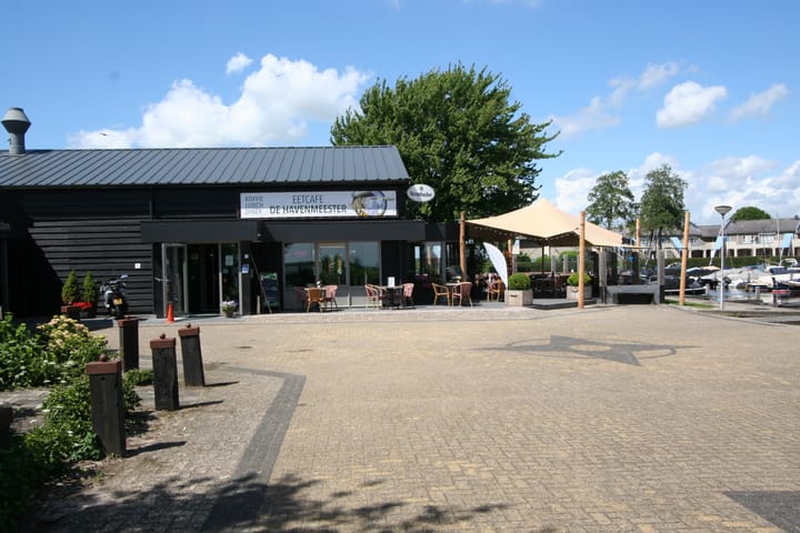 Foto 45 van Veneweg 294-96