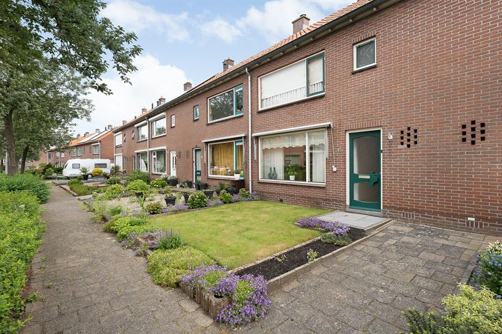 Bekijk foto 5 van Hulststraat 15