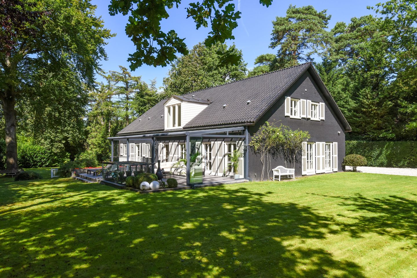 Foto 1 van Koningin Emmalaan 3