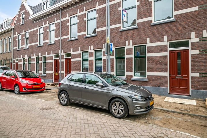 Bekijk foto 3 van 2e Carnissestraat 32