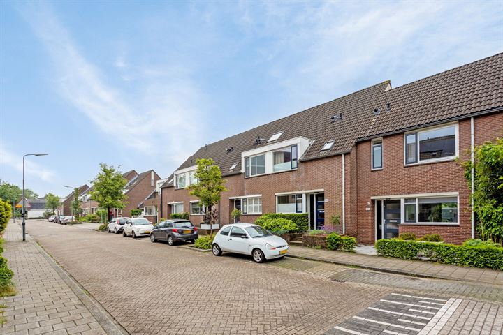 Bekijk foto 4 van Achterkerkstraat 105