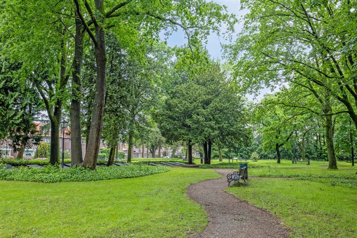 Bekijk foto 27 van Achterkerkstraat 105