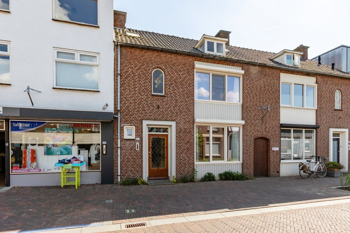 Bekijk foto 2 van Molenstraat 31