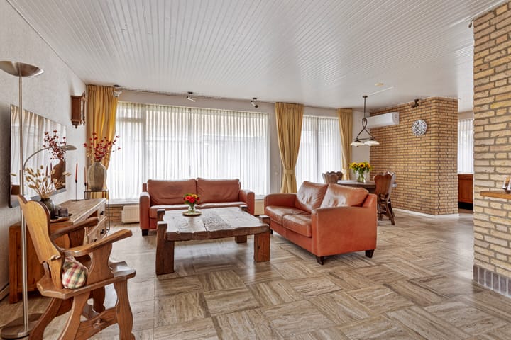 Foto 6 van Spoorstraat 7