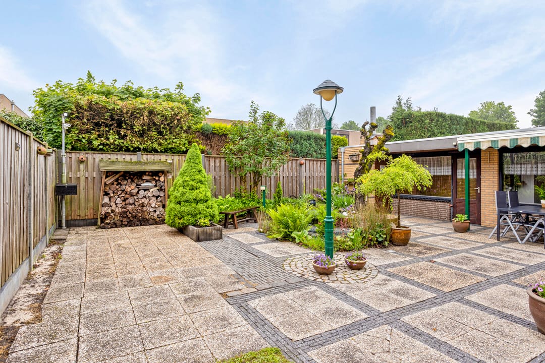 Foto 26 van Spoorstraat 7