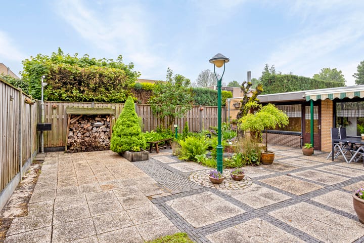 Foto 26 van Spoorstraat 7