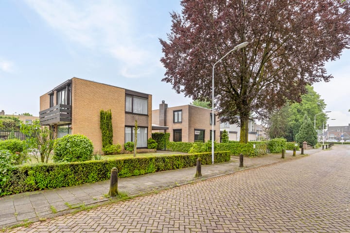 Foto 27 van Spoorstraat 7