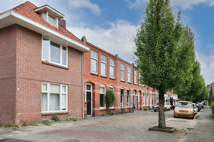 View photo 57 of Emmastraat 19