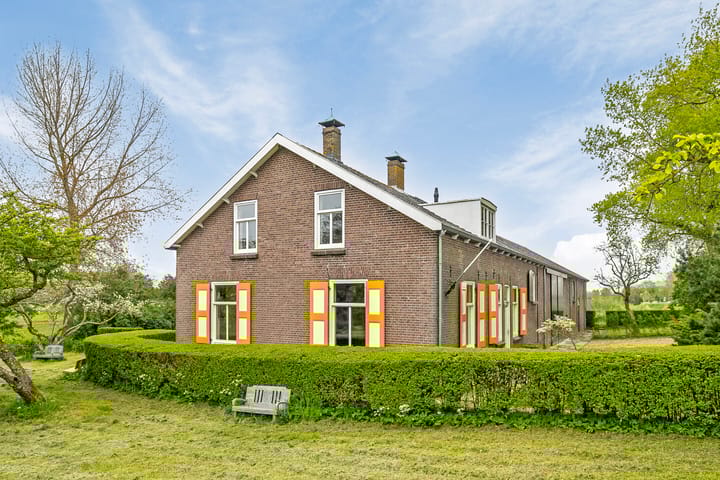 Foto 40 van Koningin Emmaweg 30