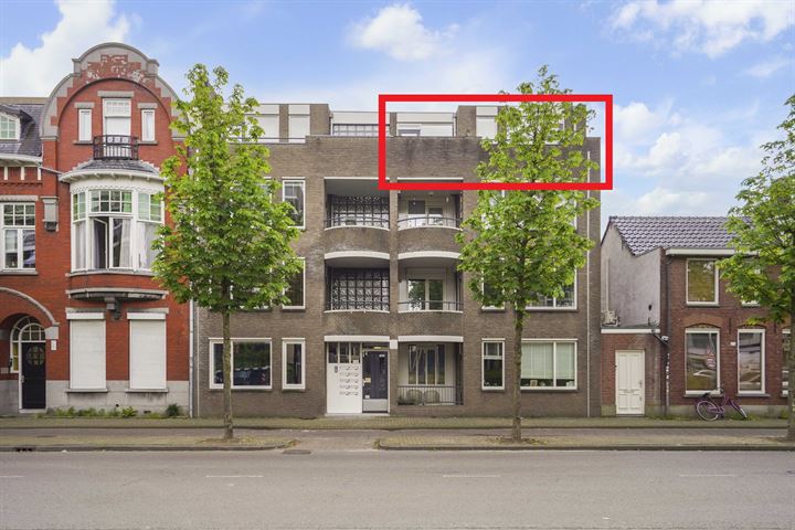 Bekijk foto 1 van Piusstraat 28-10