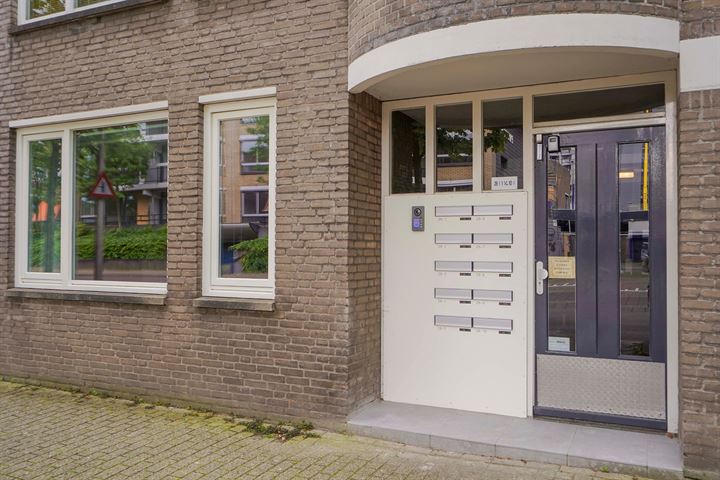 Bekijk foto 32 van Piusstraat 28-10