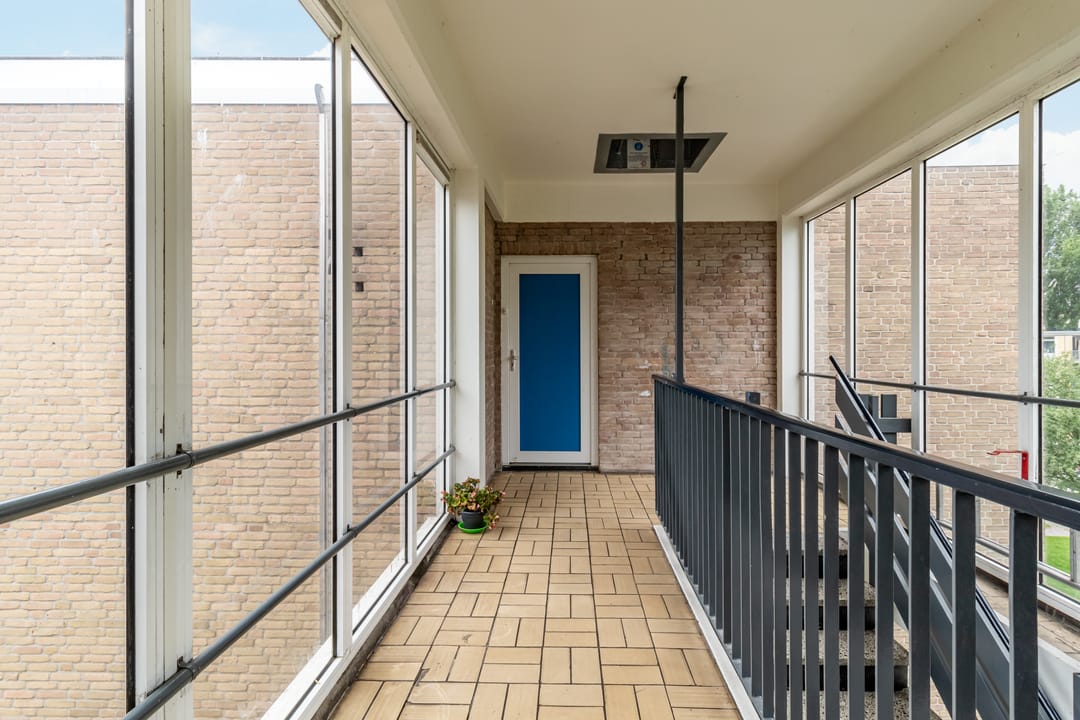 Photo 2 of Linnaeusstraat 232