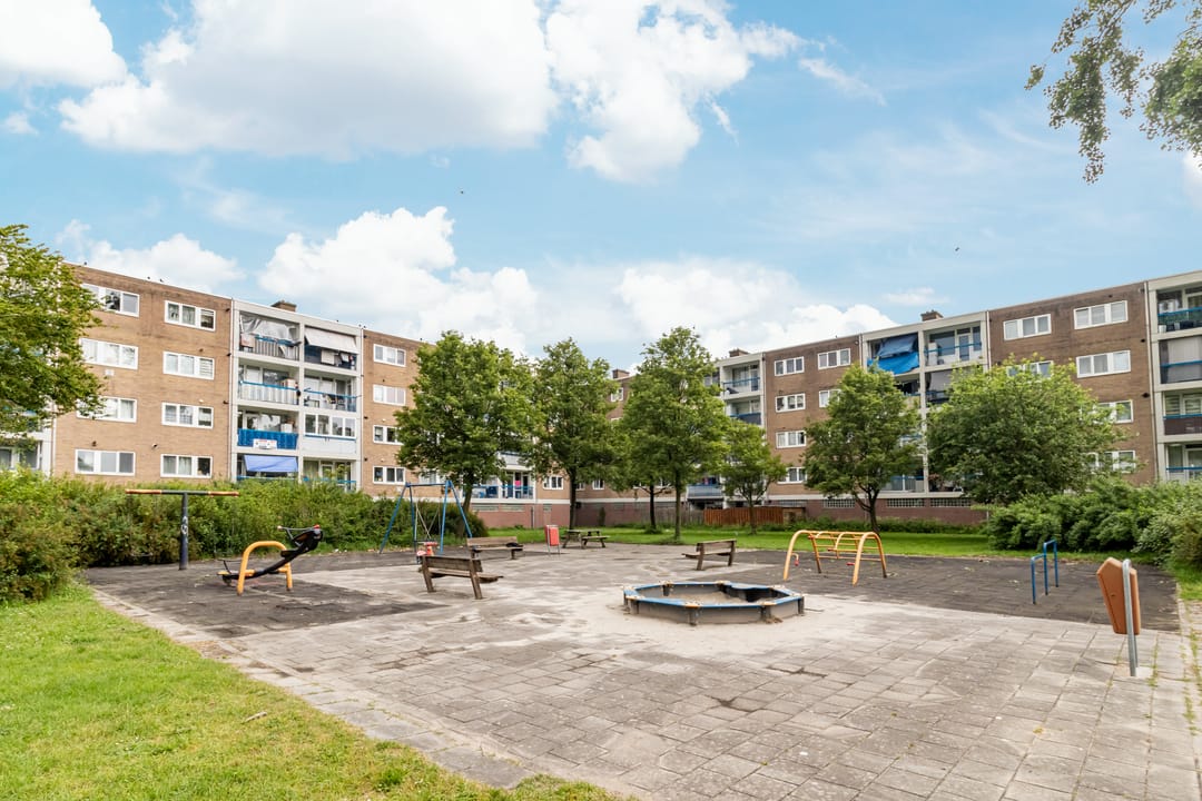 Photo 16 of Linnaeusstraat 232