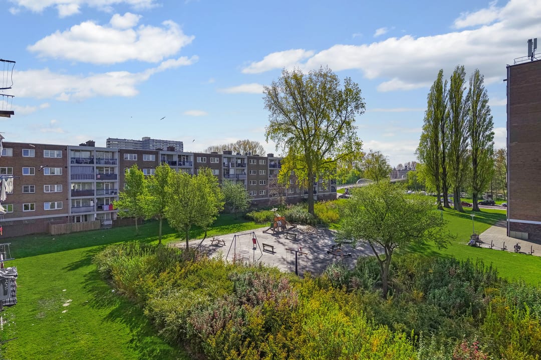 Photo 17 of Linnaeusstraat 232