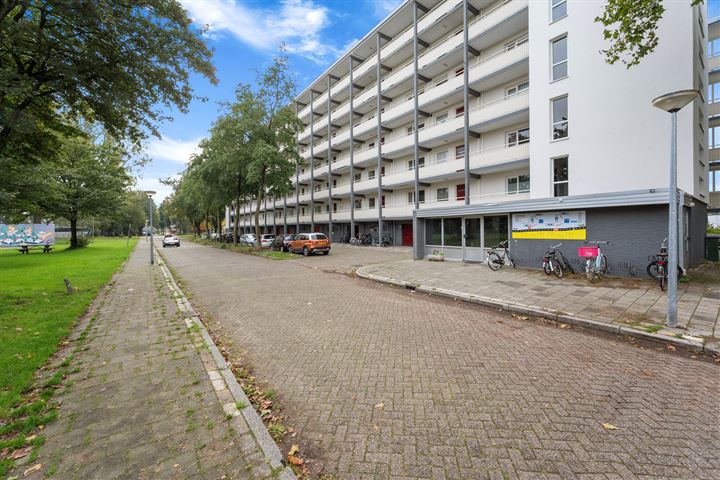 View photo 1 of Sinnigvelderstraat 287