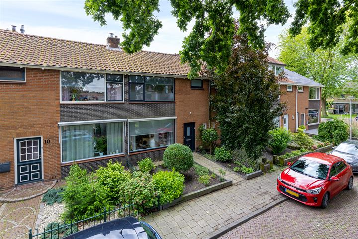 Bekijk foto 1 van Eikstraat 8