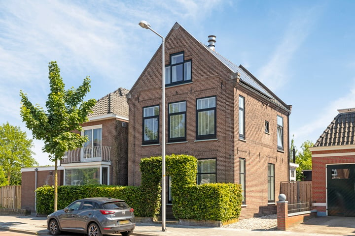 View photo 1 of Haaksbergerstraat 171