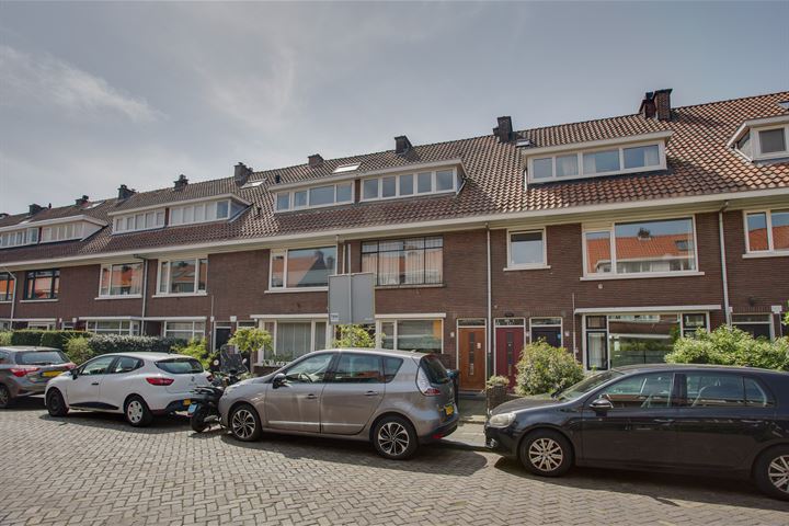 Bekijk foto 1 van Jacob Catsstraat 71