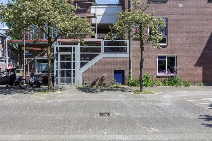 Bekijk foto 2 van Zilvergeldstraat 85