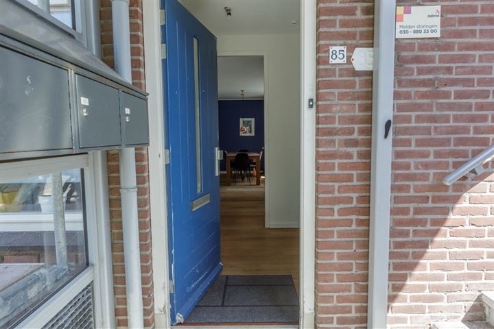 View photo 4 of Zilvergeldstraat 85