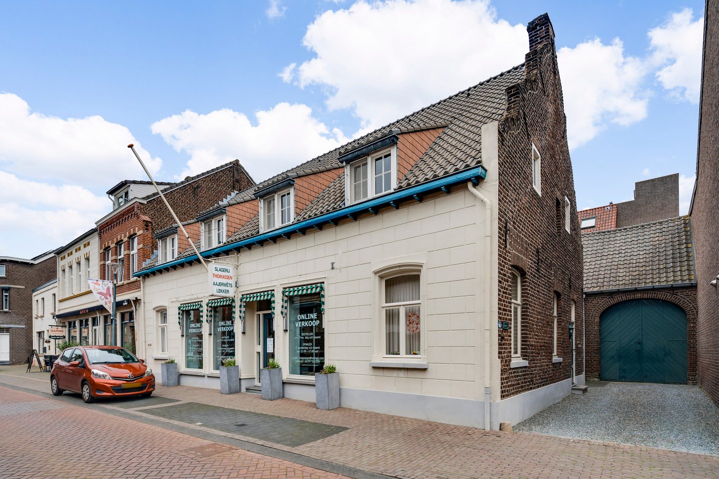 Bekijk foto 1 van Marktstraat 6