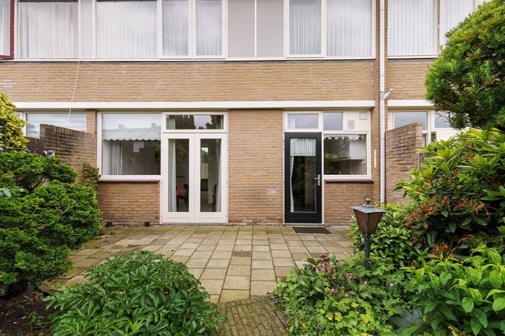 Bekijk foto 48 van van Cronenborgstraat 7