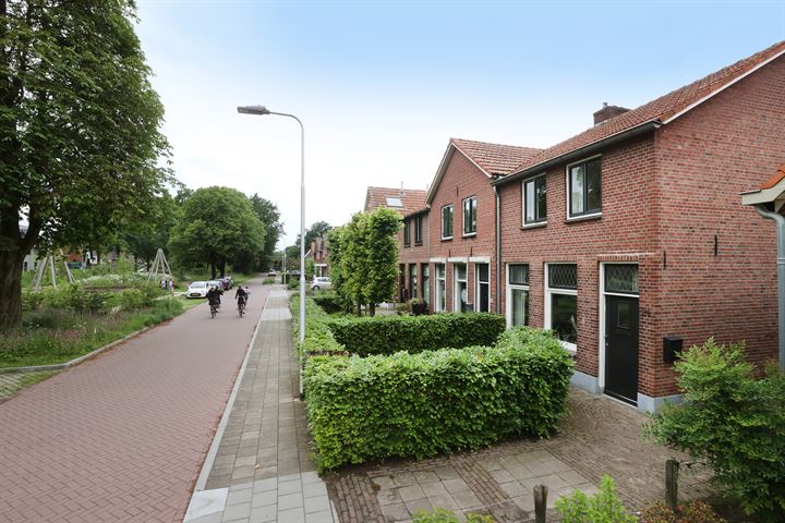 Bekijk foto 2 van van Reedestraat 26