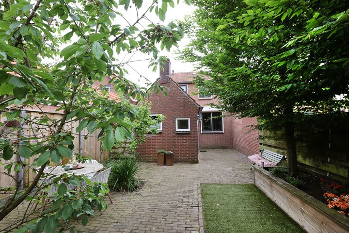 Bekijk foto 35 van van Reedestraat 26