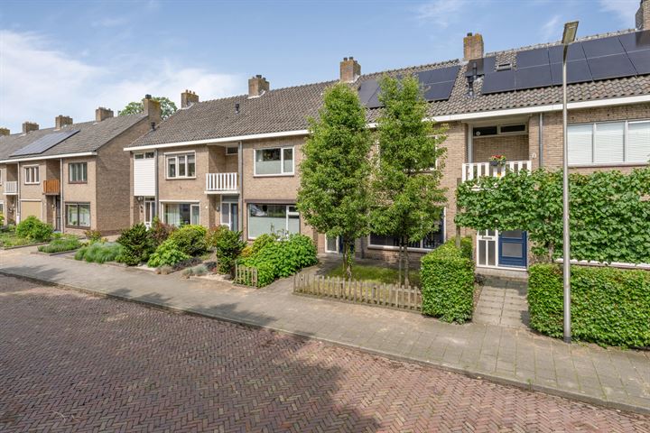 Bekijk foto 30 van Lindenbleek 28