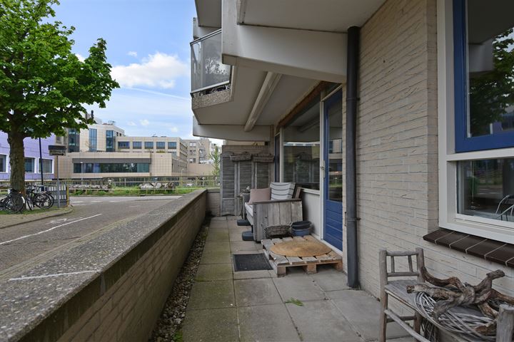 Bekijk foto 4 van Parijsstraat 1