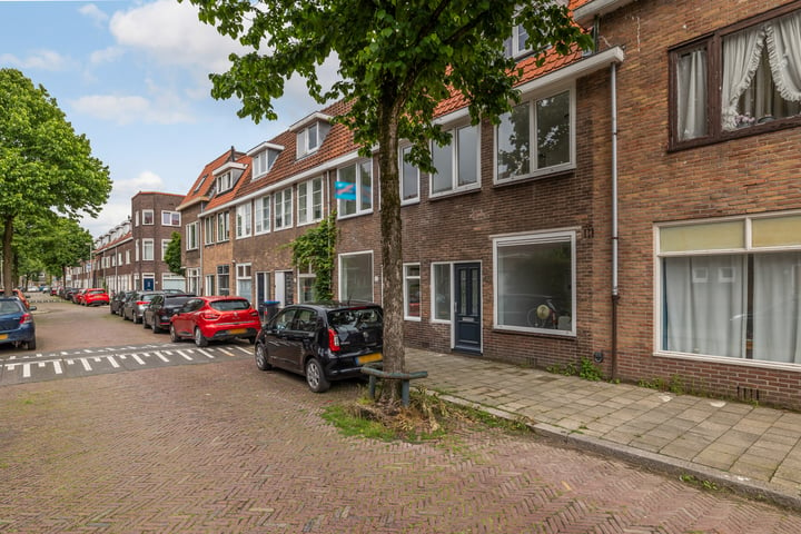 View photo 1 of Hermannus Elconiusstraat 45