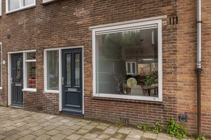 View photo 4 of Hermannus Elconiusstraat 45