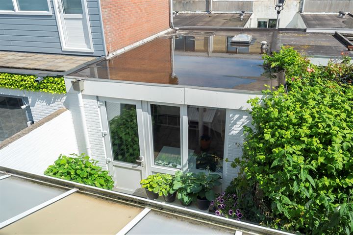 View photo 36 of van Ostadestraat 11-A