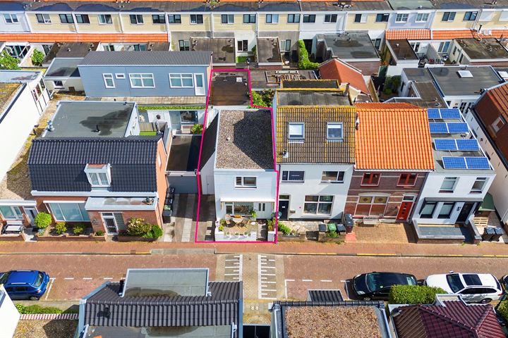 View photo 45 of van Ostadestraat 11-A