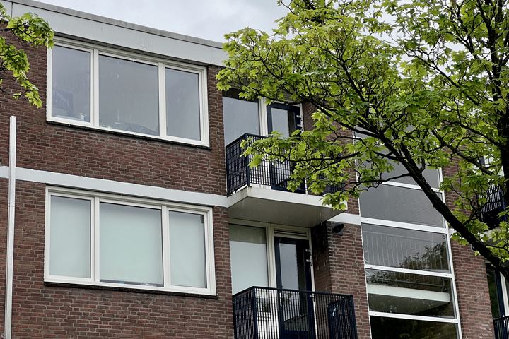 Bekijk foto 26 van Muiderslotstraat 17