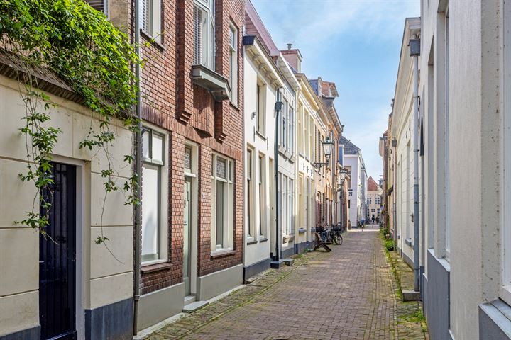 Bekijk foto 5 van Sint Jacobstraat 42