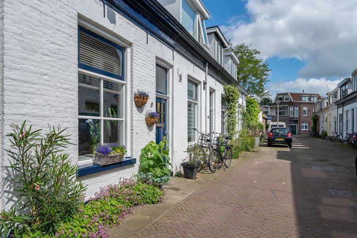 Bekijk foto 38 van Spoorstraat 8