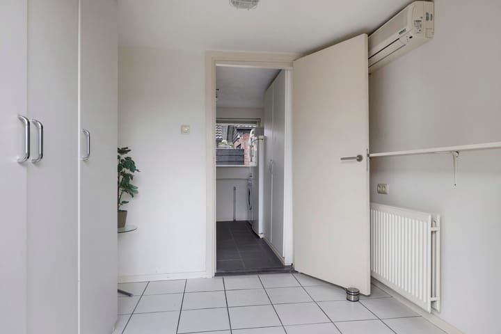 Foto 25 van Molenstraat 13