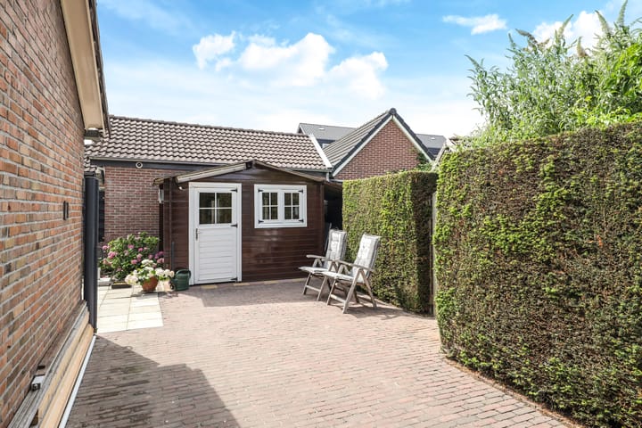 Foto 44 van Molenstraat 13