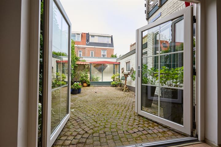 Bekijk foto 33 van Sumatrastraat 37